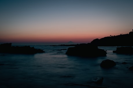 夜生活图片(夜生活图片：带你领略繁华夜景)